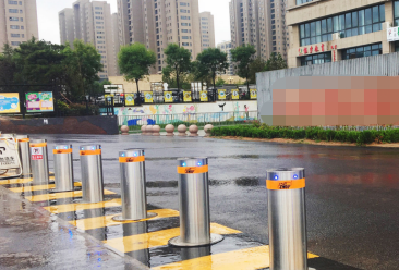 怎樣選擇升降路障廠家